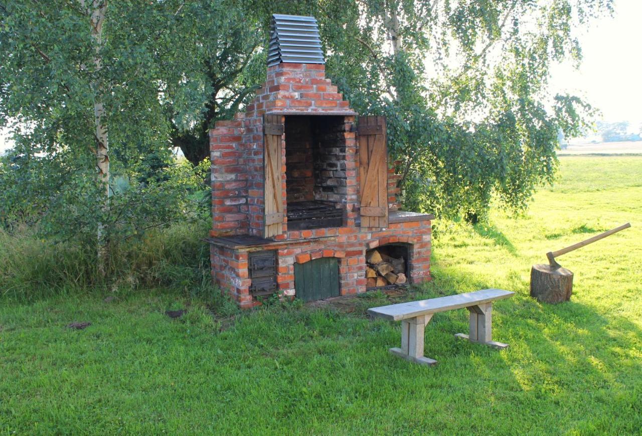 Domki Pokoje Pod Wierzba Sarbinowo Exteriör bild